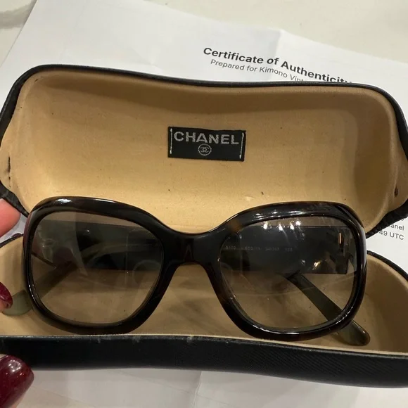 CHANEL Brown Marble Sunglasses 5102 - Picture 12 of 14